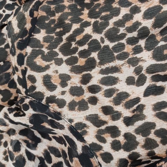 Paige Women Vittoria Silk Mini Dress Button Front Tie Waist In Natural Leopard - Picture 12 of 16